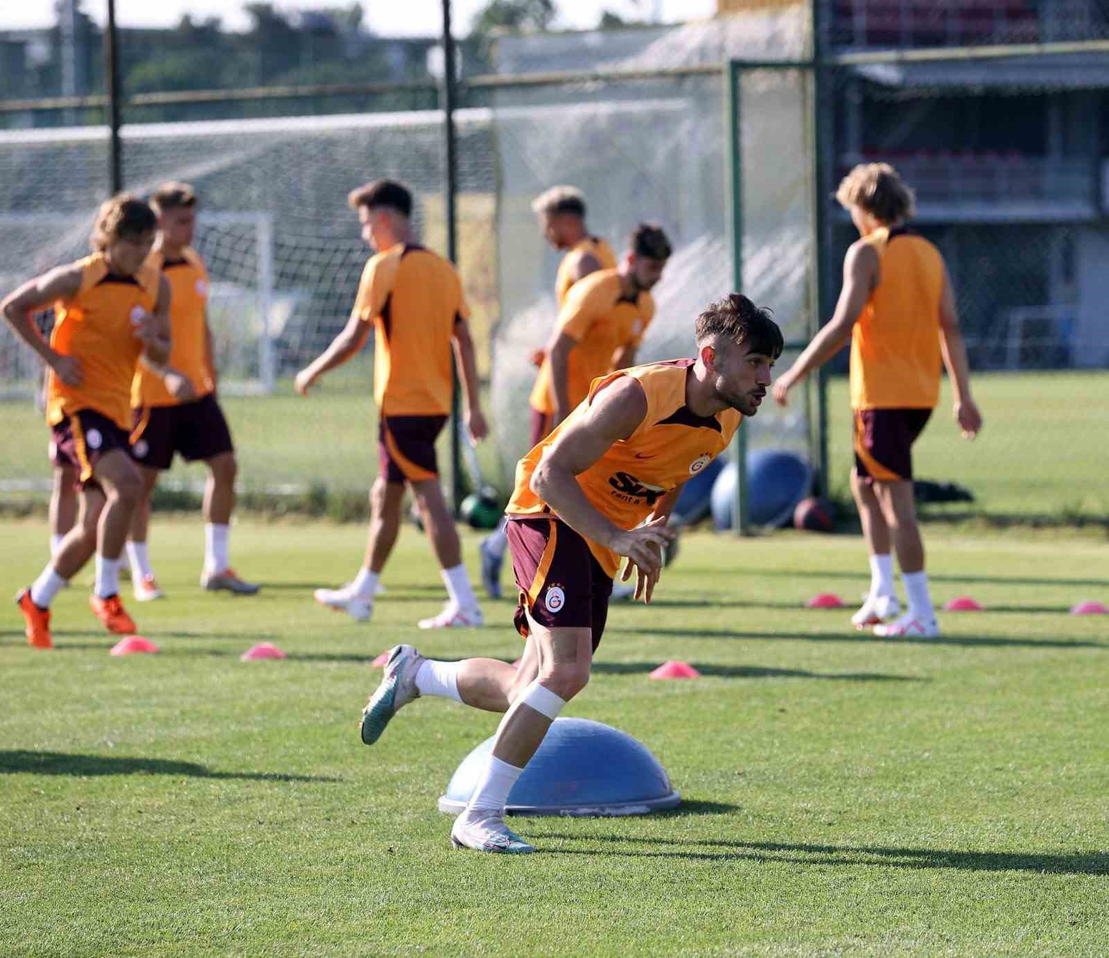 GALATASARAY, 2023-2024 SEZONU HAZIRLIKLARINA BUGÜN YAPTIĞI ANTRENMANLA DEVAM ETTİ.
