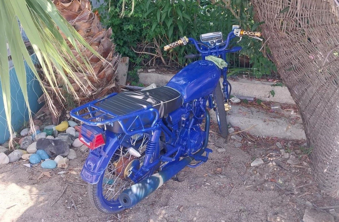 EDREMİT İLÇESİNDE GASP EDİLEN MOTOSİKLET TERK EDİLMİŞ HALDE BULUNDU. OLAYLA