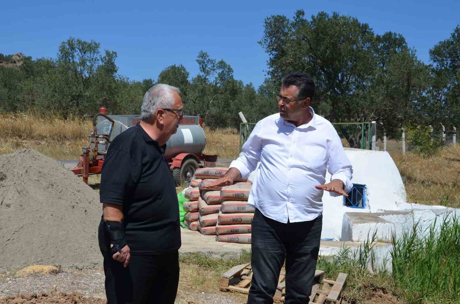 GÖMEÇ BELEDİYESİ ÇALIŞMALARINA ARALIKSIZ DEVAM EDİYOR. KUYUALAN MAHALLESİNDE KİLİT PARKE