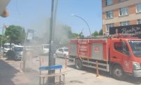 Gönen’de sıcaklardan dolayı telekom panosunda yangın çıktı