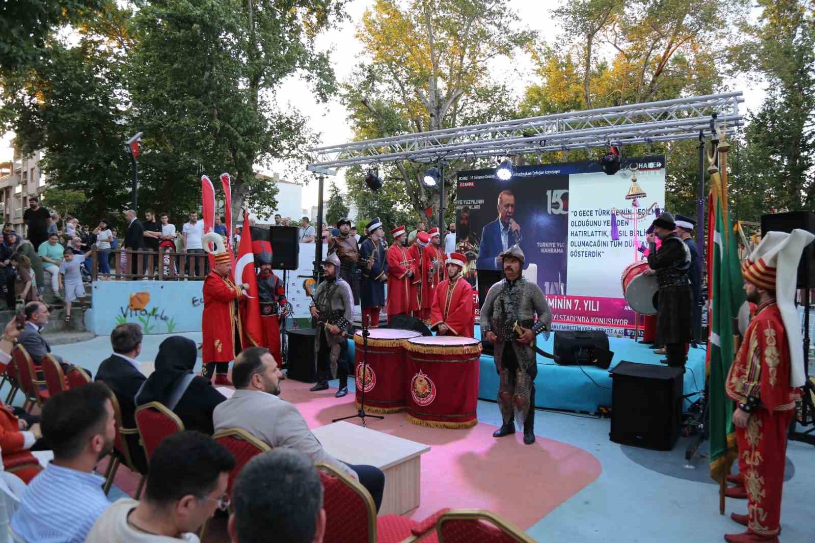 15 TEMMUZ DEMOKRASİ VE MİLLİ BİRLİK GÜNÜ TÜM TÜRKİYE İLE