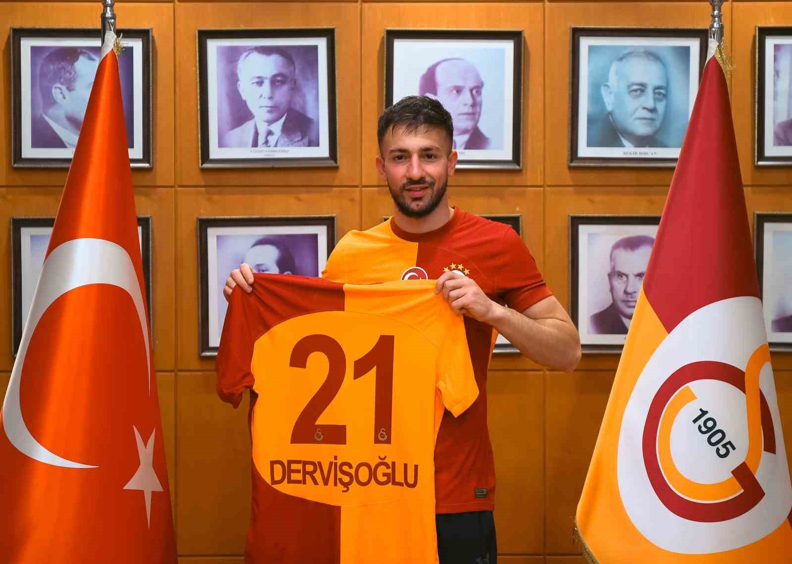 GALATASARAY, 23 YAŞINDAKİ GOLCÜ OYUNCU HALİL DERVİŞOĞLU İLE 4 YILLIK