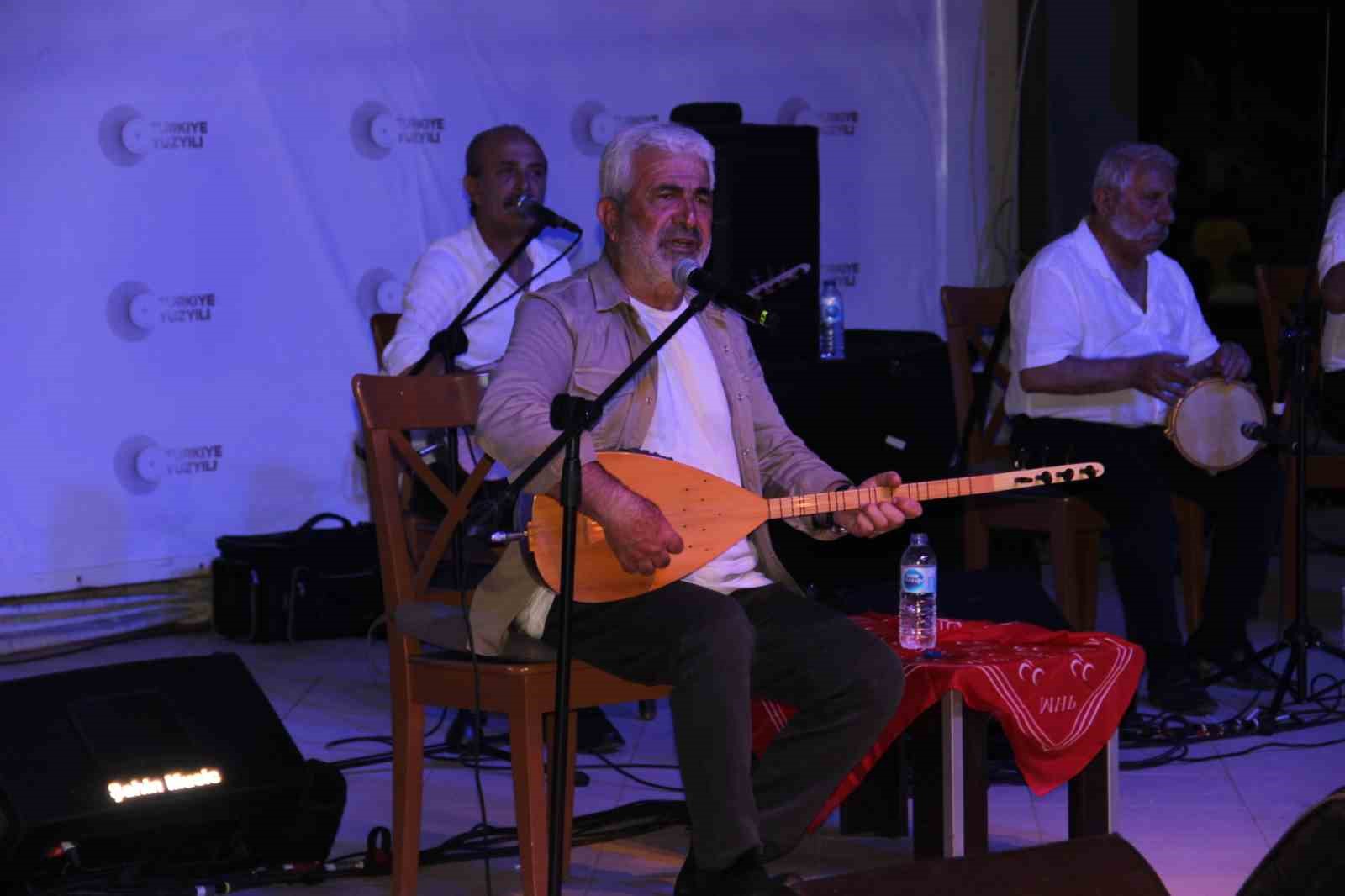 HALK MÜZİĞİ SANATÇISI ESAT KABAKLI ÇANLILARLA BULUŞTU