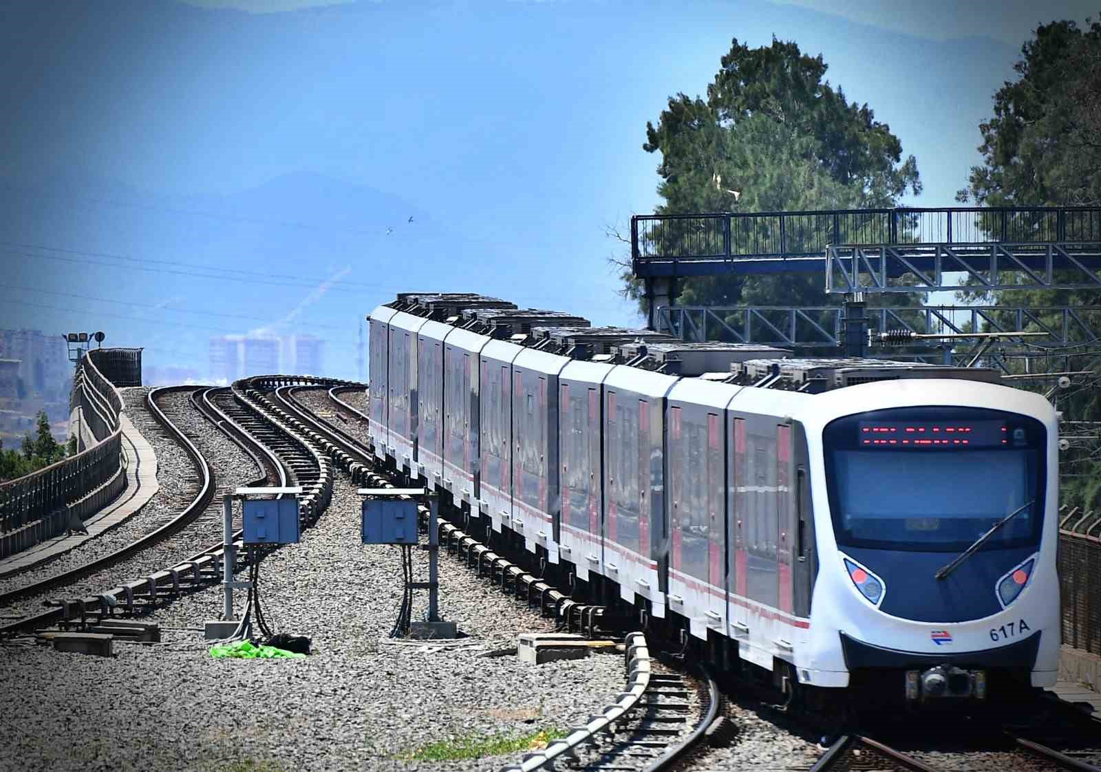 İZMİR BÜYÜKŞEHİR BELEDİYESİ ULAŞIM KOORDİNASYON MERKEZİ, KENT İÇİ TOPLU ULAŞIM