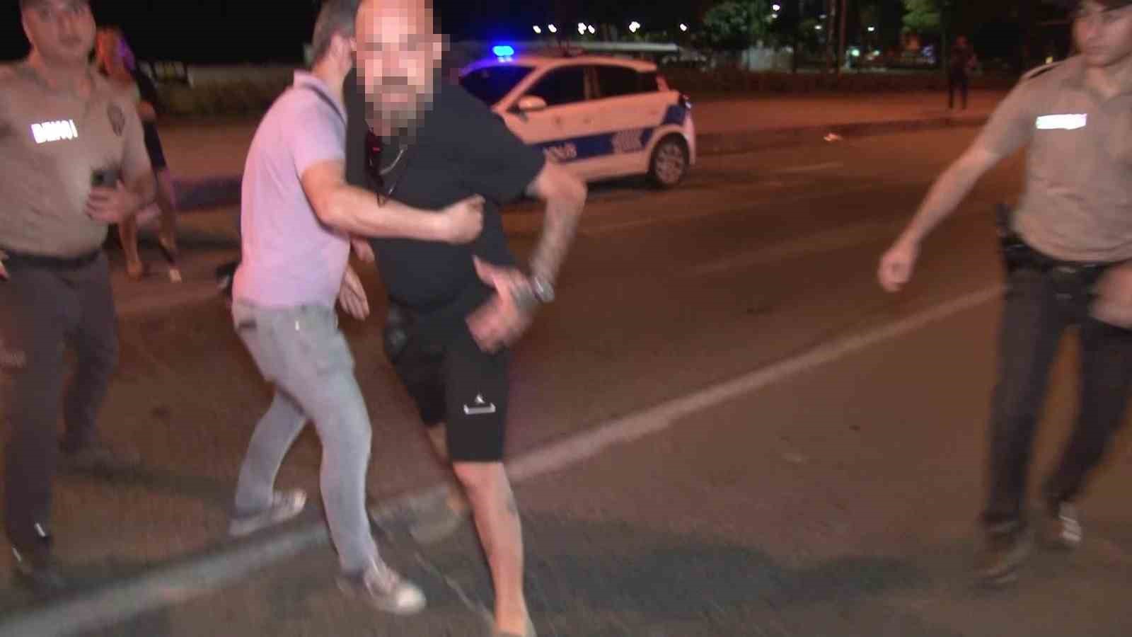KADIKÖY’DE HIZ YAPARAK TRAFİĞİ TEHLİKEYE ATAN SÜRÜCÜLER ÜZERİNDE YAPILAN DENETİMDE
