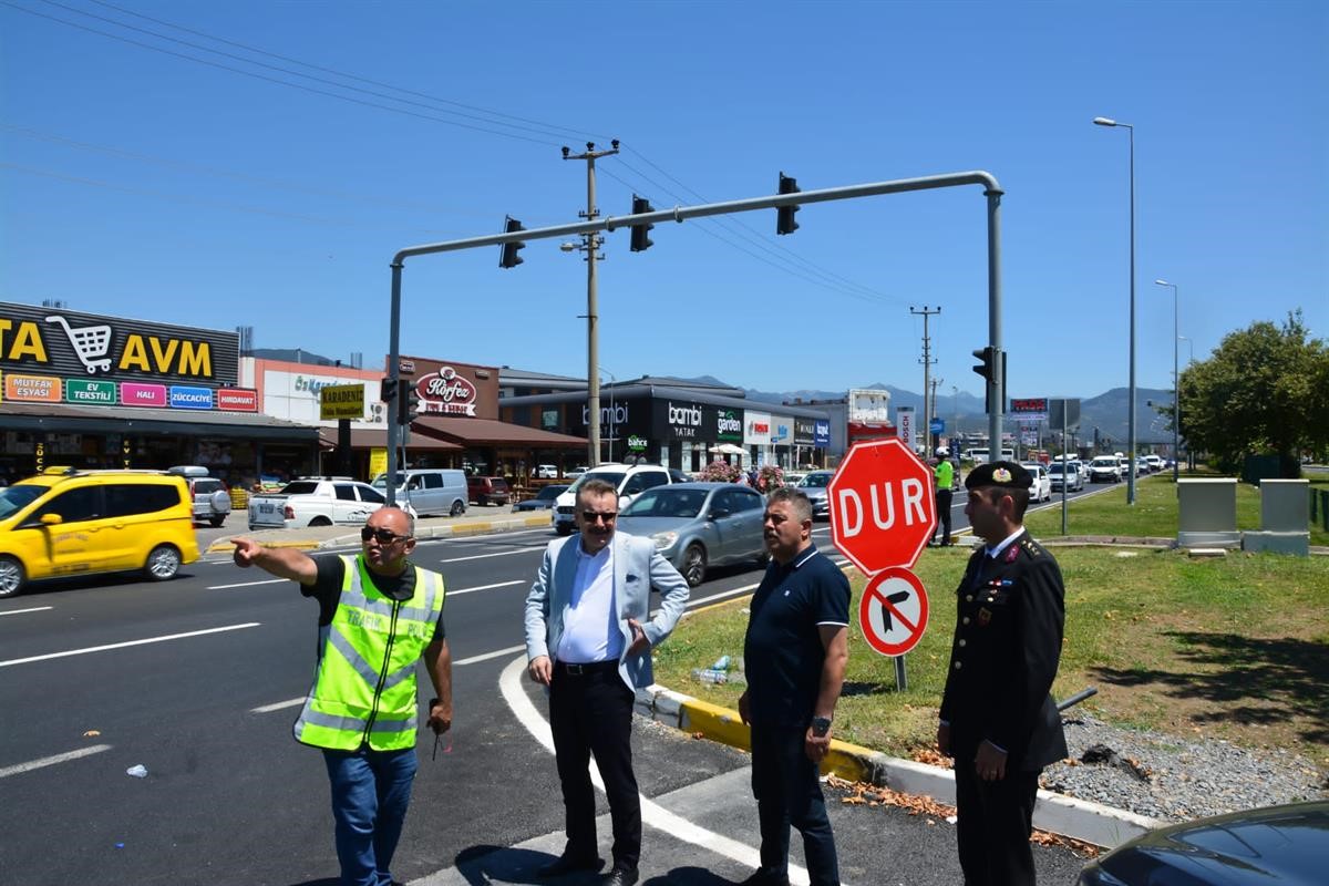 BALIKESİR’İN EDREMİT KAYMAKAMI AHMET ODABAŞ KURBAN BAYRAMI NEDENİYLE UYGULANAN TRAFİK