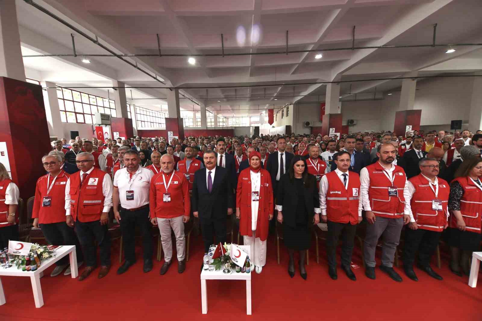 KIZILAY’IN OLAĞANÜSTÜ GENEL KURULU ANKARA’DA KIZILAY’A AİT ETİMESGUT YERLEŞKESİNDE GERÇEKLEŞTİRİLDİ.