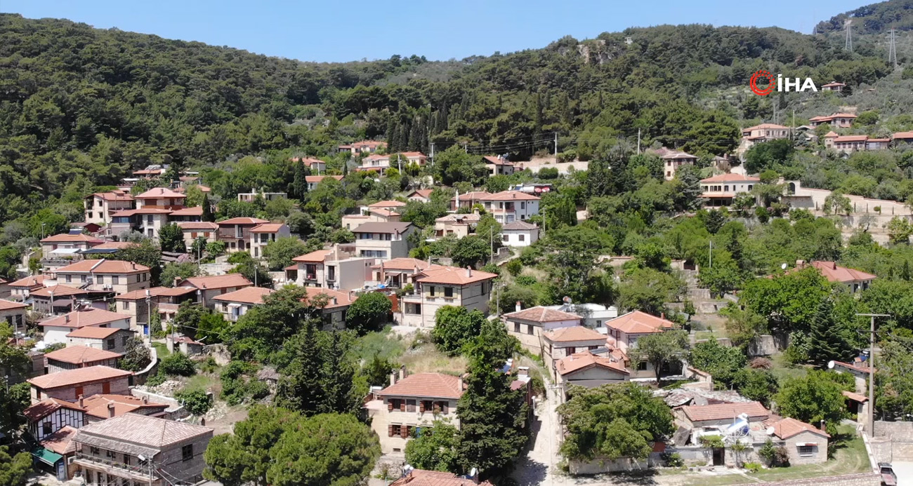 Çanakkale’nin Ayvacık ilçesine bağlı Kazdağları eteklerindeki taş mimari yapısıyla ünlü