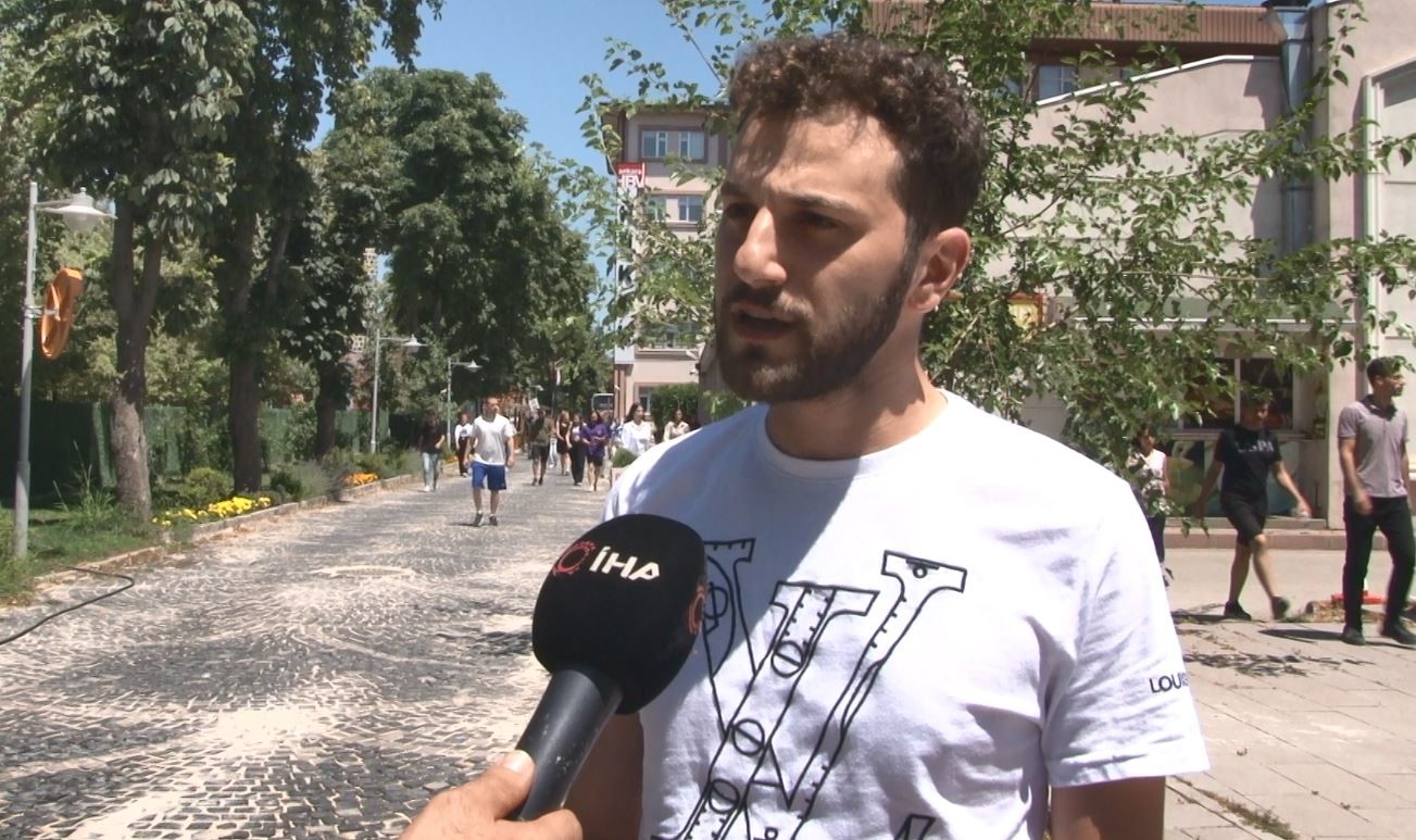 ÖLÇME, SEÇME VE YERLEŞTİRME MERKEZİNCE (ÖSYM) YAPILAN, SAAT 10.15’TE BAŞLAYAN