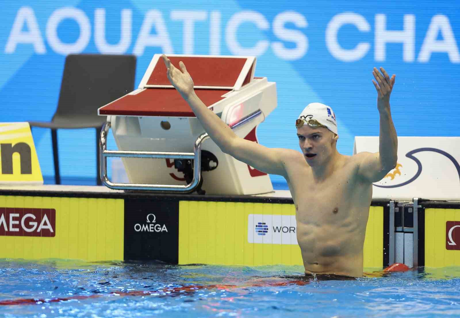 ERKEKLER 400 METRE KARIŞIK STİLDE MİCHAEL PHELPS'İN 2008 YILINDAN BU