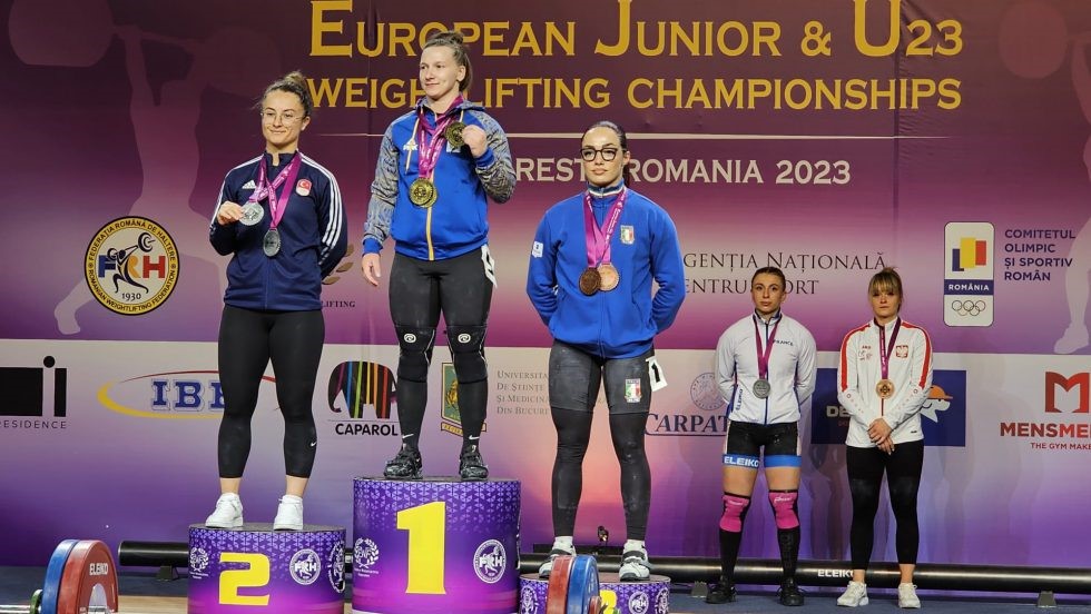 MİLLİ SPORCU AYSEL ÖZKAN, ROMANYA’NIN BAŞKENTİ BÜKREŞ’TE DÜZENLENEN GENÇLER VE