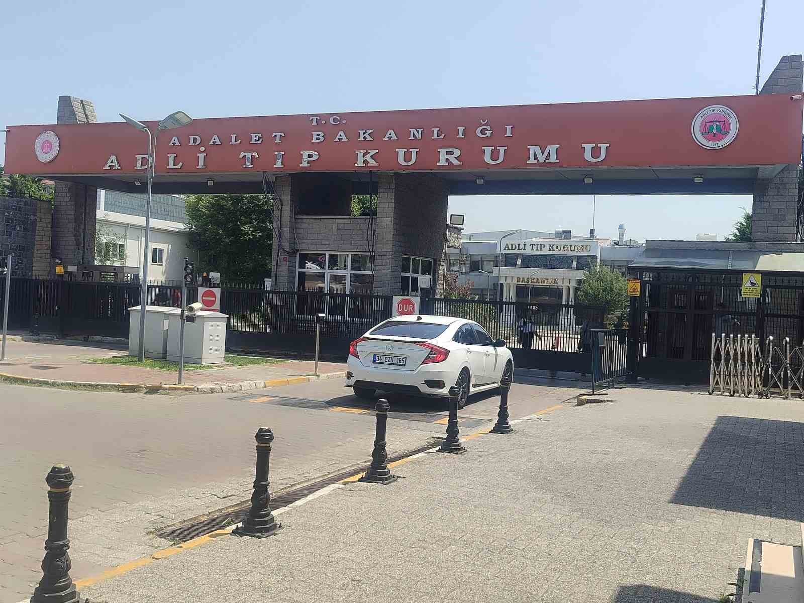 BAYRAMPAŞA’DA ÖLÜDÜRÜLEN VE CESEDİ DONDURUCU DA BULUNAN YAZARI MUSTAFA KASADAR’IN