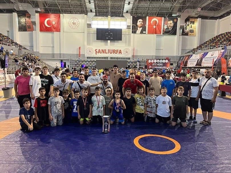 ORHANELİLİ GÜREŞÇİLER ŞANLIURFA’DA DÜZENLENEN TÜRKİYE GREKOROMEN GÜREŞ ŞAMPİYONASINDA TÜRKİYE’DE 8’İNCİ