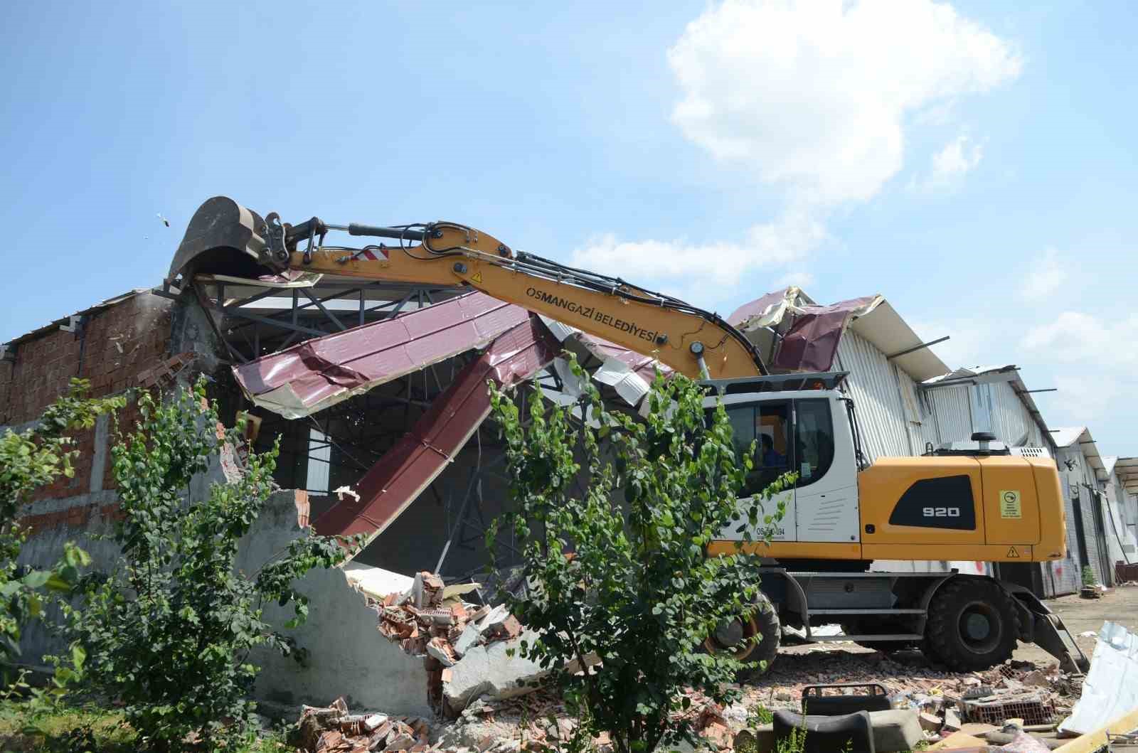 KAÇAK YAPILAŞMAYA KARŞI ORTAYA KOYDUĞU KARARLI MÜCADELEYİ 2023 YILINDA DA
