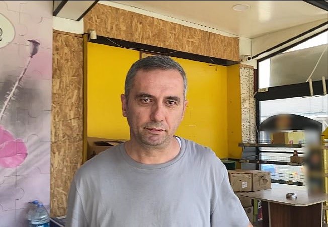 OTOBÜSTEN İNEN YOLCUYA MOTO KURYE ÇARPTI