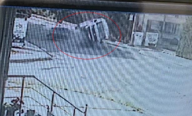 TEKİRDAĞ’IN ÇORLU İLÇESİNDE OTOMOBİLLE ÇARPIŞAN İŞÇİ SERVİSİNİN DEVRİLMESİ SONUCU MEYDANA