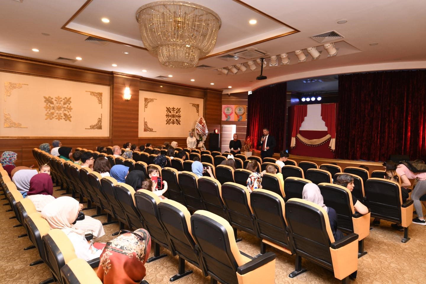 ÇOCUKLARA YÖNELİK DOLU DOLU ETKİNLİKLERLE, UNUTULMAZ BİR YAZ TATİLİ İÇİN