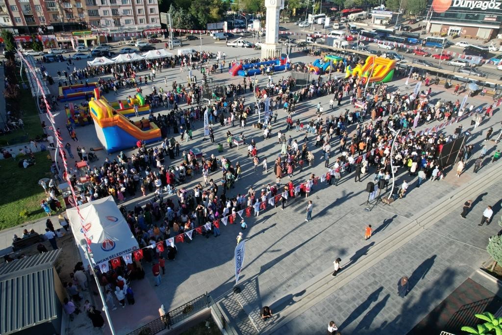SİNCAN BELEDİYESİ YAZ TATİLİNDE ÇOCUKLARIN EĞLENEBİLMESİ İÇİN 2 GÜN SÜREN
