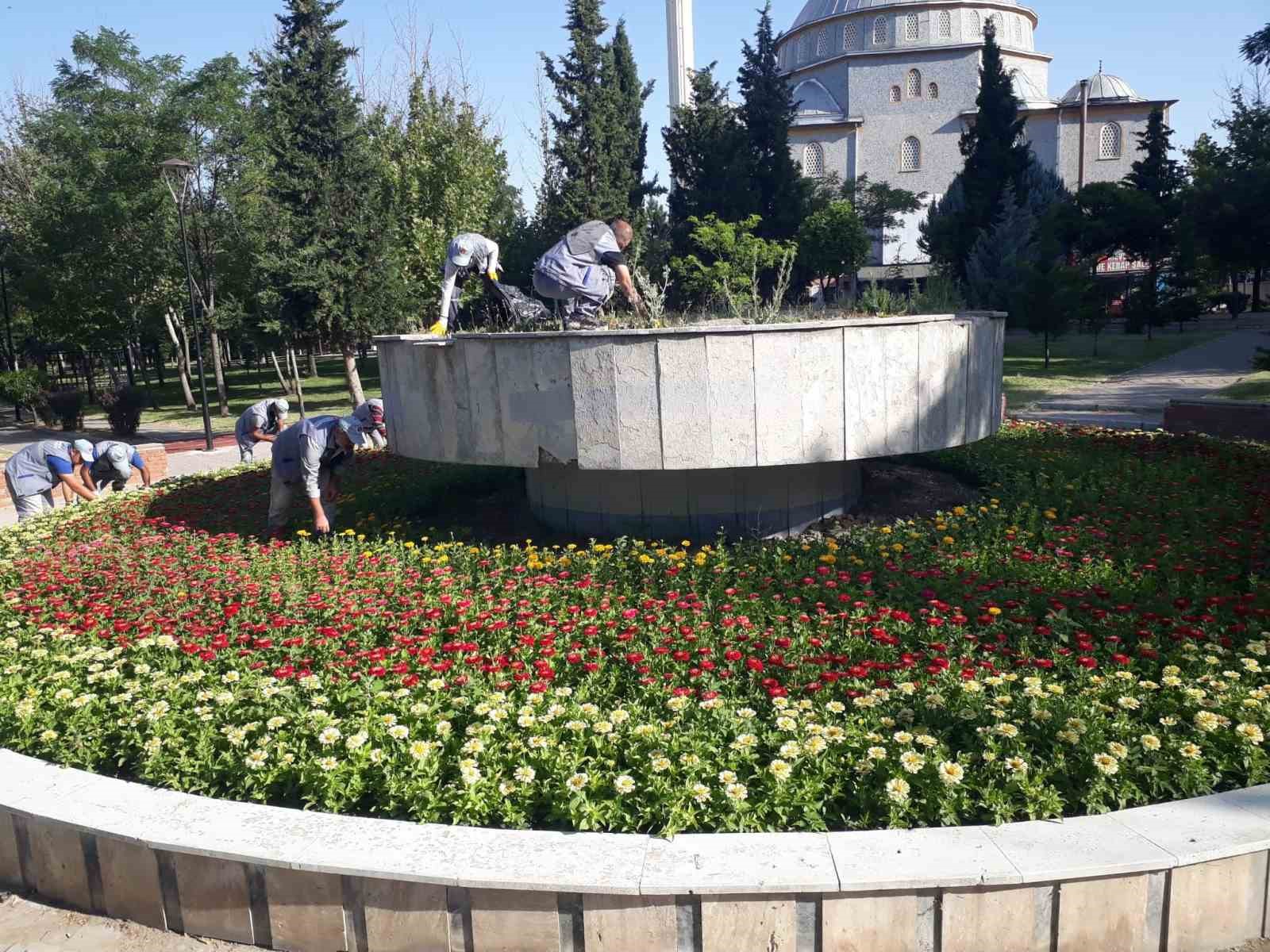 SİNCAN BELEDİYESİ PARK VE BAHÇELER MÜDÜRLÜĞÜ; PARK, BAHÇE VE YEŞİL