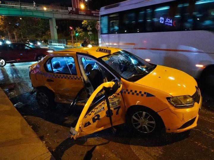 ŞİŞLİ’DE FECİ KAZA: 1’İ AĞIR 5 YARALI