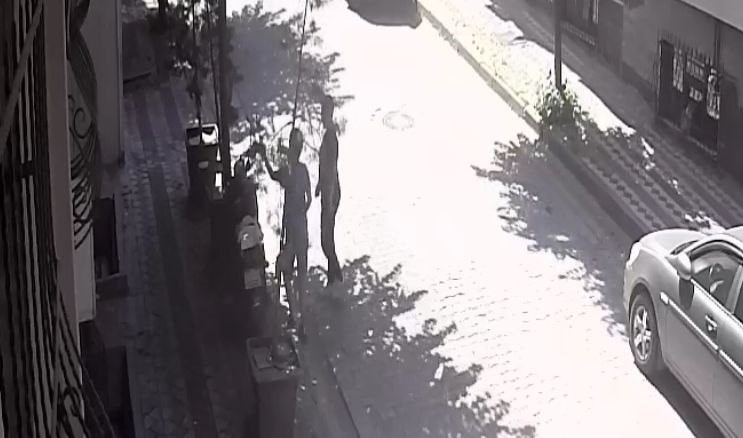 SULTANGAZİ'DE 92 YAŞINDAKİ ADAMIN KONTAĞI AÇIK BIRAKTIĞI ELEKTRİKLİ BİSİKLETİ, 3