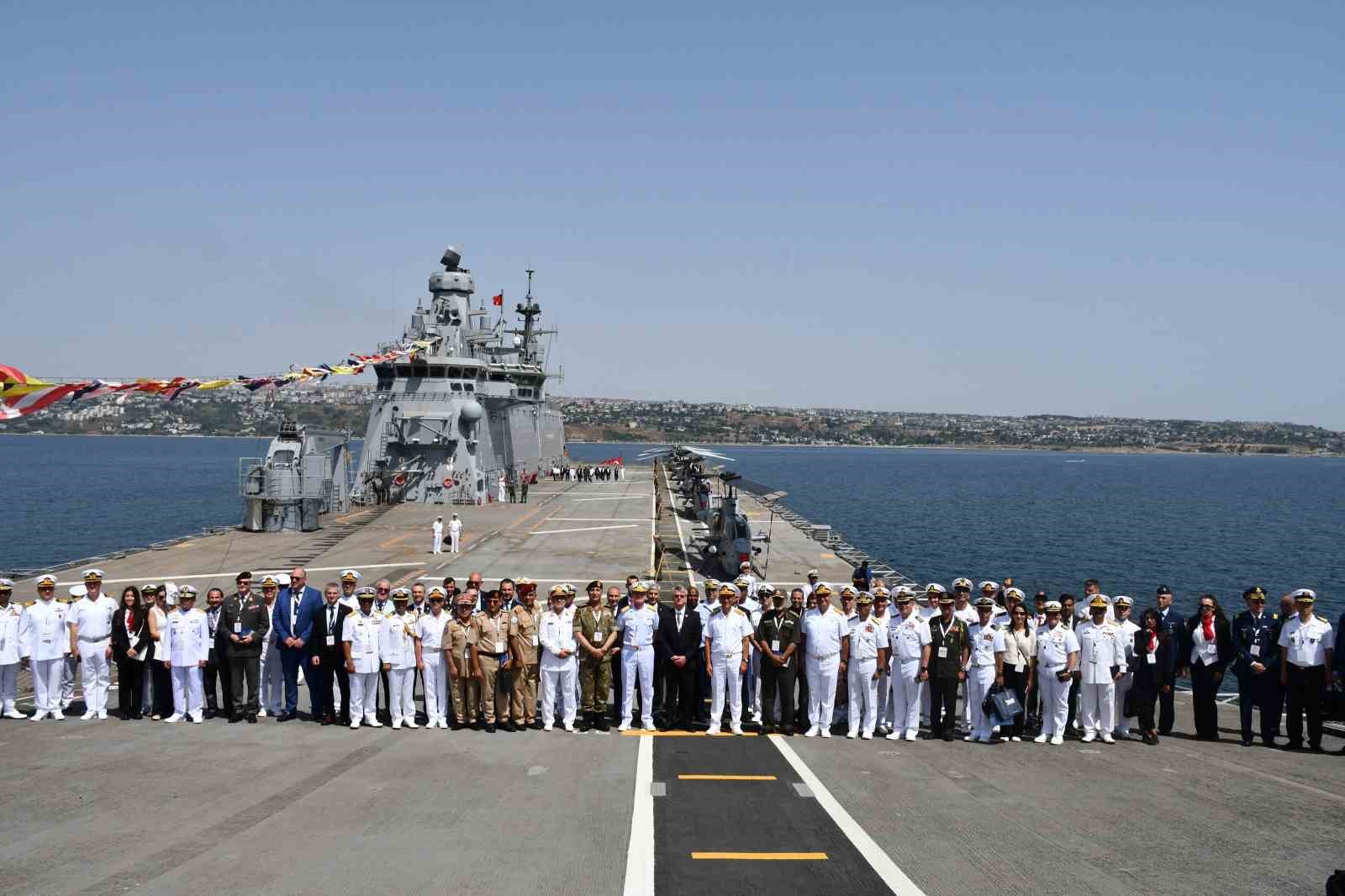 TCG ANADOLU GEMİSİ BU YIL 16’NCISI DÜZENLENEN ULUSLARARASI SAVUNMA SANAYİ