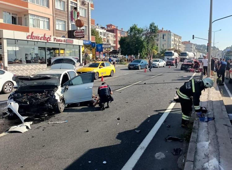 TEKİRDAĞ’DA MEYDANA GELEN FECİ KAZADA 1 KİŞİ HAYATINI KAYBEDERKEN 4