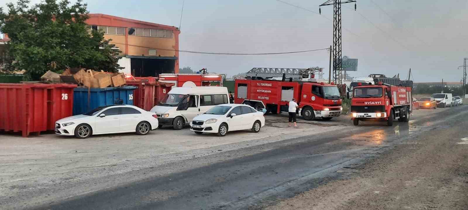 ÇOK SAYIDA POLİS VE İTFAİYE EKİBİ SEVK EDİLDİ
