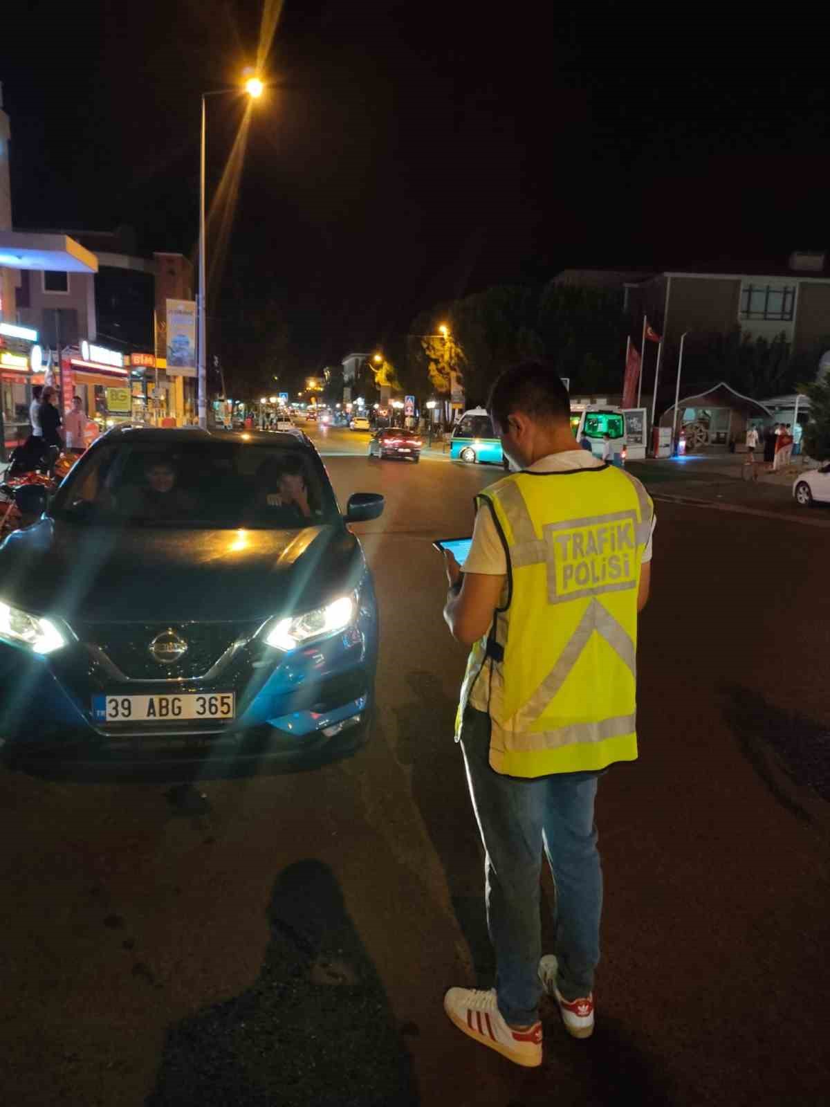 TEKİRDAĞ'DA TRAFİKTE GÜVENLİĞİN SAĞLANMASI AMACIYLA KANUNİ MÜEYYİDELER UYGULAMAK ÜZERE SİVİL