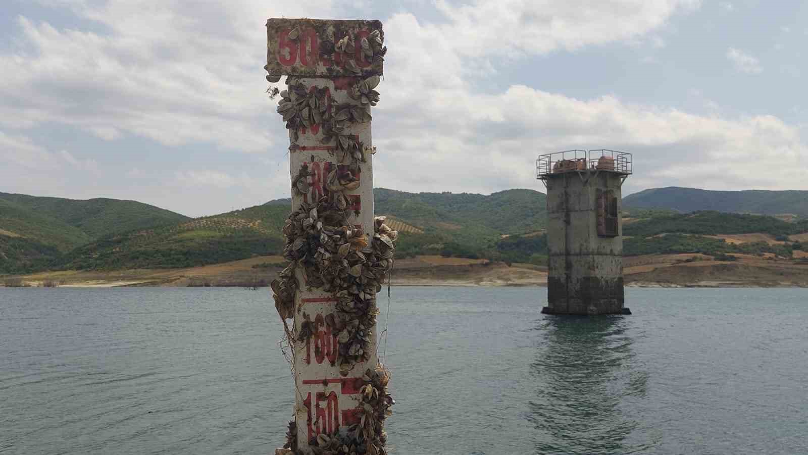 YAĞIŞLARIN AZ OLMASI SEBEBİYLE BARAJLARI KURUMA NOKTASINA GELEN TEKİRDAĞ’IN İKİ