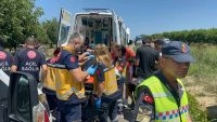 BURSA (İHA) - BURSA’NIN İZNİK İLÇESİNDE IRAKLI TURİSTLERİ TAŞIYAN YOLCU