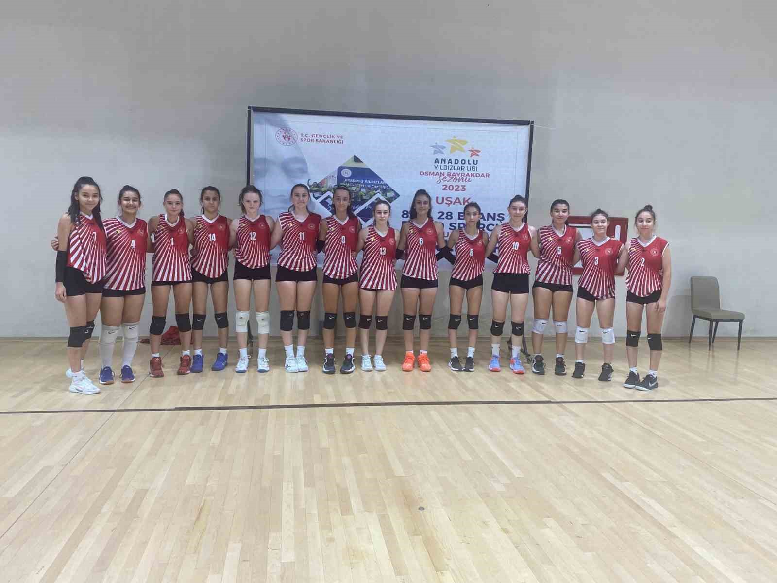 UŞAK’TA GERÇEKLEŞTİRİLEN ANADOLU YILDIZLAR LİGİ VOLEYBOL YARI FİNAL MÜSABAKALARI’NDAN ŞAMPİYON