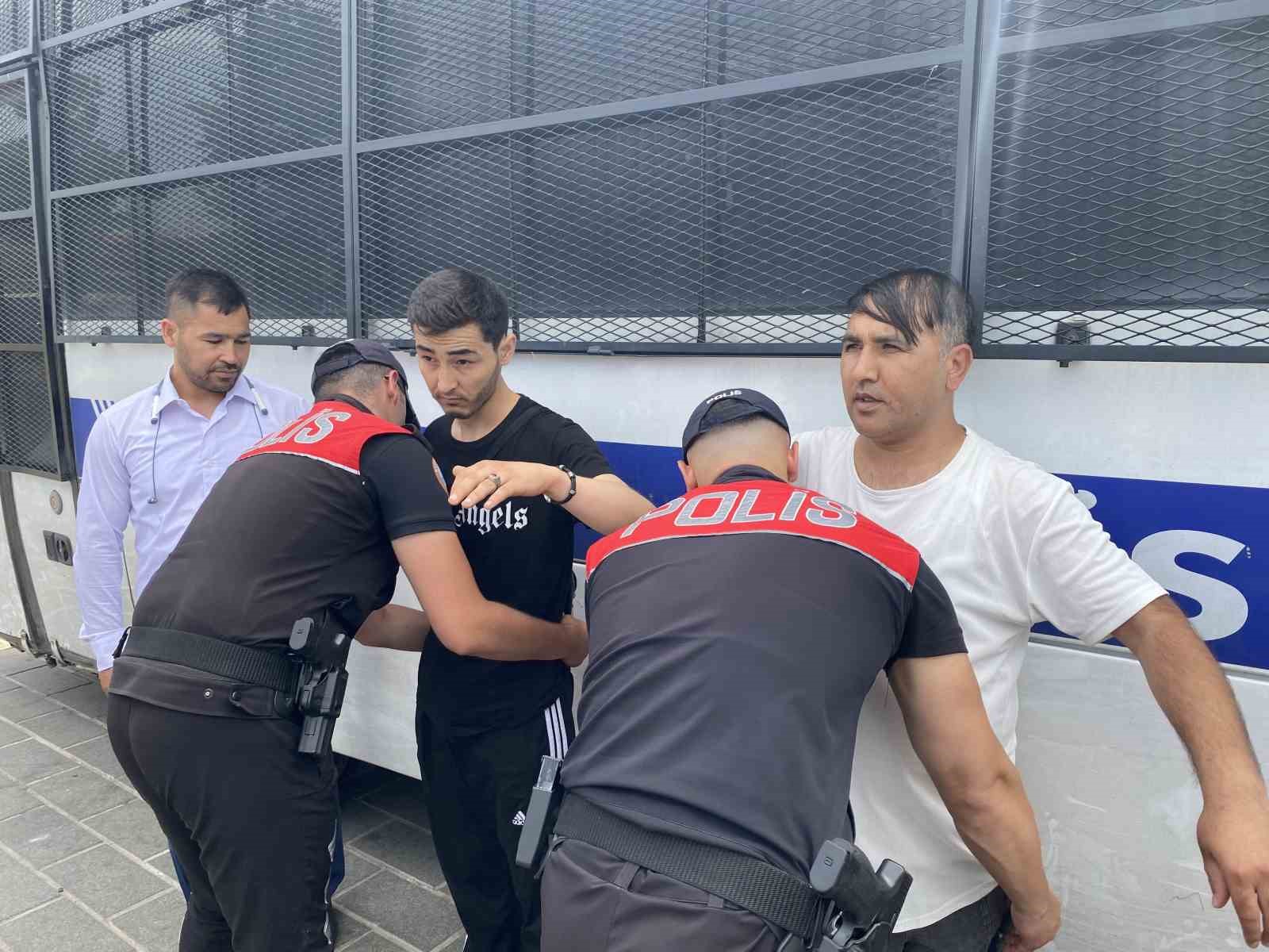 KAÇAK GÖÇMENLER ÜST ARAMASI