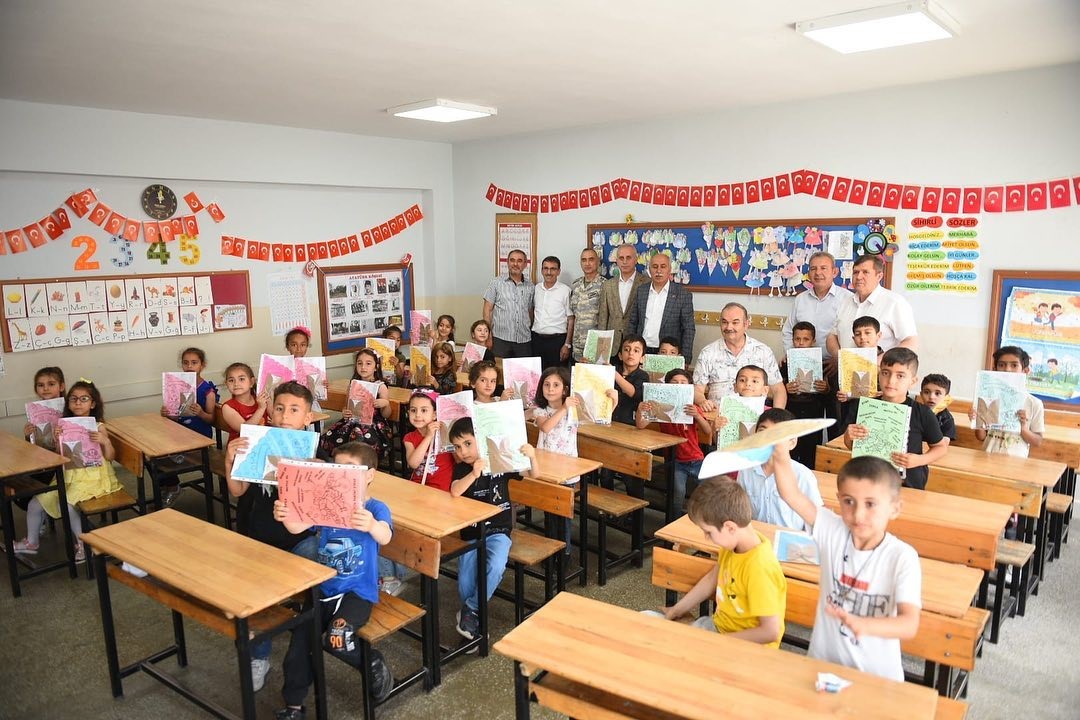 BURSA’NIN YENİŞEHİR İLÇESİNDE BULUNAN BÜTÜN OKULLARIN TEMİZLİĞİ VE BOYA İŞLERİ