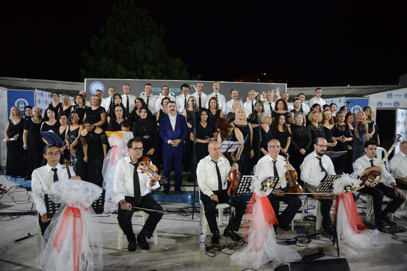 YILDIRIM BELEDİYESİ, TÜRK SANAT MÜZİĞİ KOROSU ŞEFİ HÜSEYİN TAŞÇEŞME YÖNETİMİNDE
