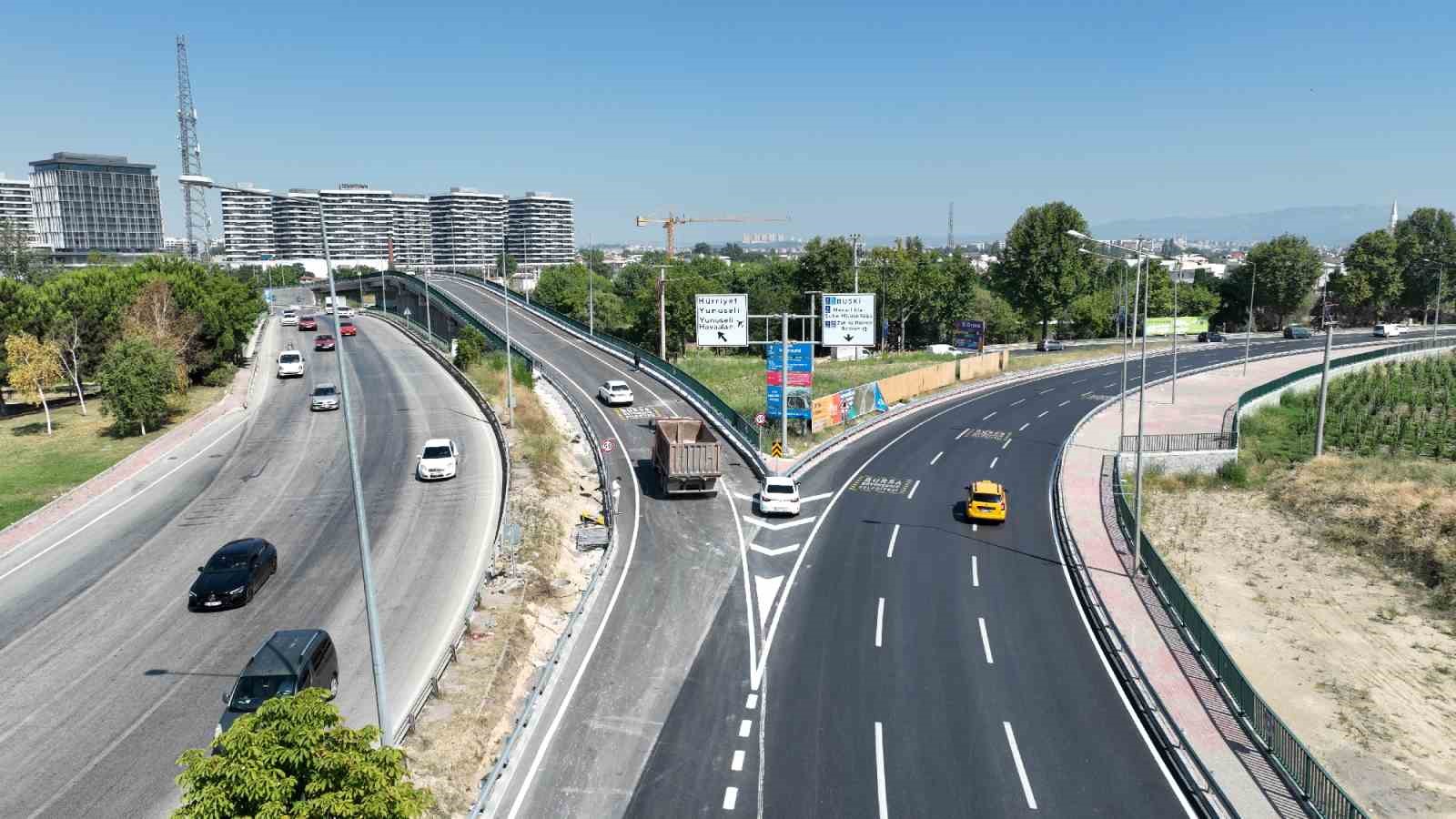 YENİ KÖPRÜ VE KAVŞAKLARLA BURSA TRAFİĞİNE NEFES ALDIRAN BÜYÜKŞEHİR BELEDİYESİ,