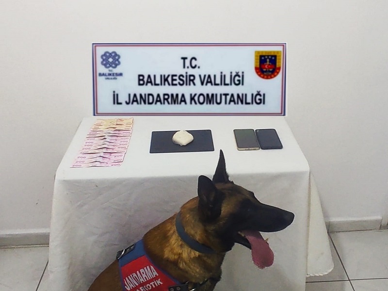 Balıkesir Altıeylül’de uyuşturucu madde imal ve ticareti suçu işlediği tespit