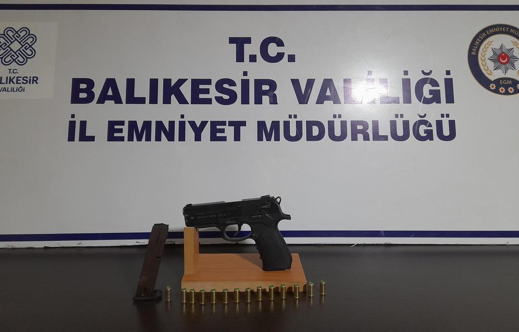 Balıkesir’de yapılan genel güvenliği ve asayişi sağlamak amacıyla yapılan operasyonda