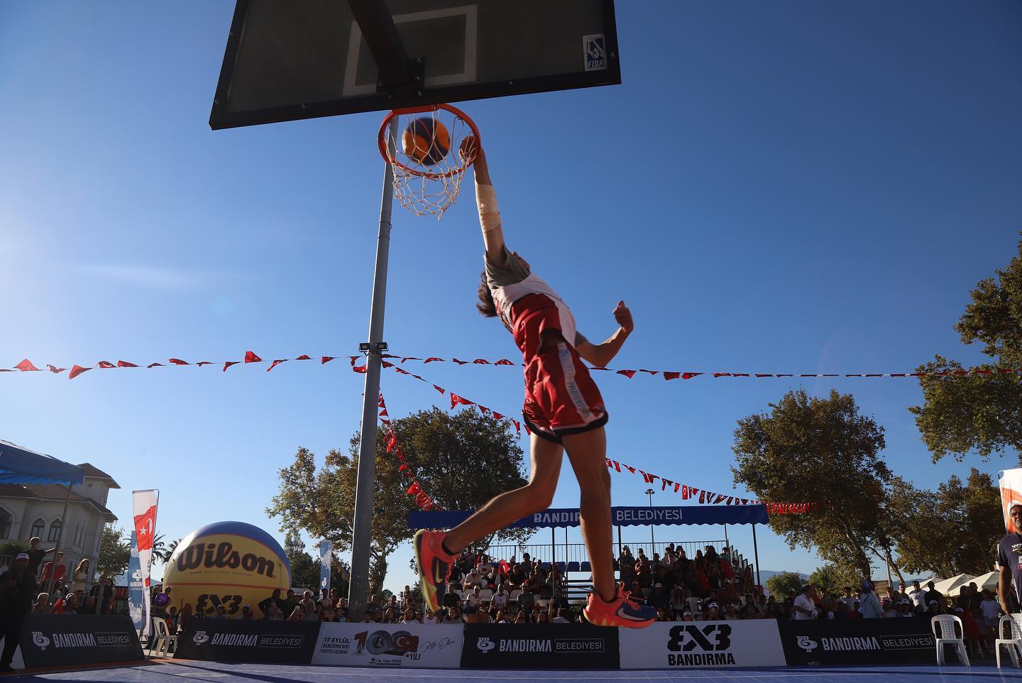 Bandırma Belediyesi’nin düzenleyeceği 2’nci Uluslararası 3×3 Basketbol Turnuvası için kayıt