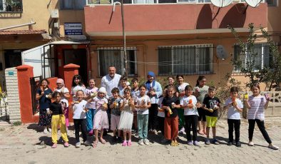 Başkan Doğan kursiyer öğrencilerle bir arada