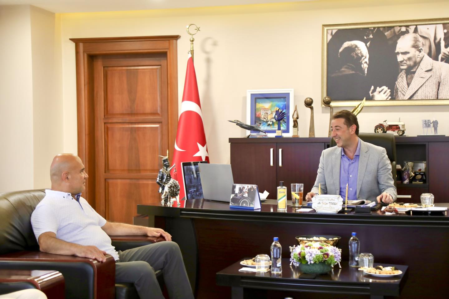 İYİ Parti Balıkesir Milletvekili Turhan Çömez, Bandırma Belediye Başkanı Av