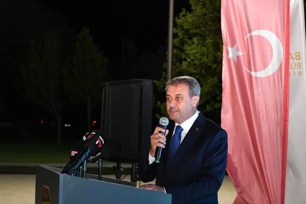 Vali Şıldak’a veda yemeği Balıkesir Valisi Hasan Şıldak’ın Şanlıurfa’ya atanması sebebiyle Balıkesir Büyükşehir Belediyesi