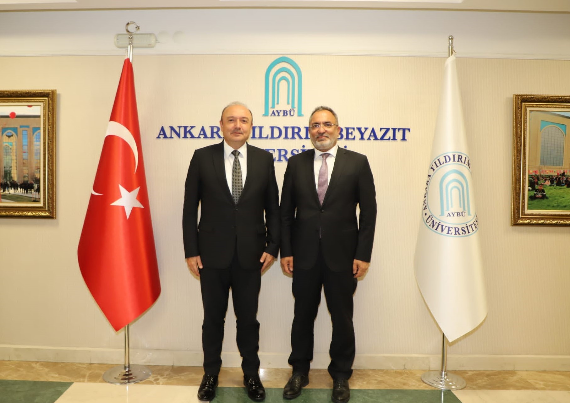 Rektör Özdemir Ankara’da Bandırma Onyedi Eylül Üniversitesi Rektörü Süleyman Özdemir, Ankara Yıldırım Beyazıt
