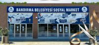 Bandırma Belediyesi’nin birkaç ay önce çalışmalarına başladığı Sosyal Market Projesi’nin