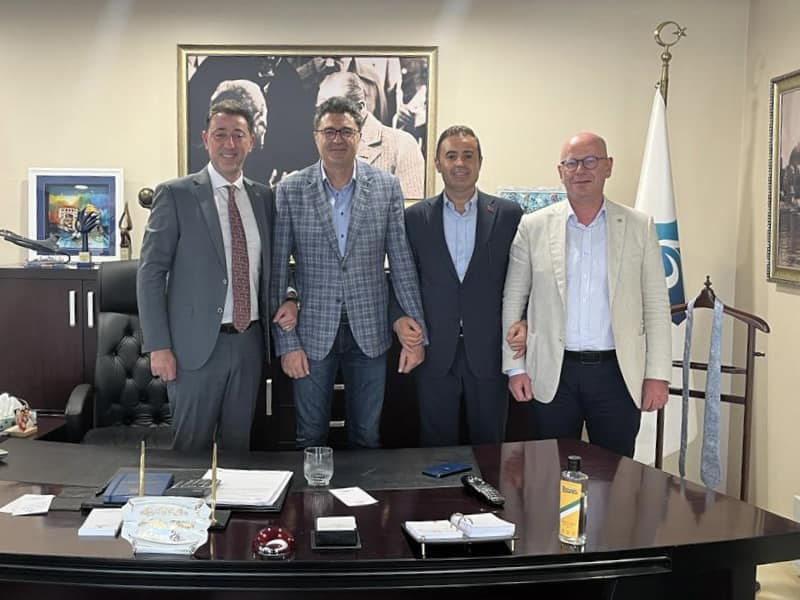 CHP Genel Başkan Yardımcısı Ahmet Akın ve CHP Balıkesir Milletvekilleri