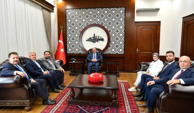 AK Parti Balıkesir heyetinden Vali Ustaoğlu’na ziyaret