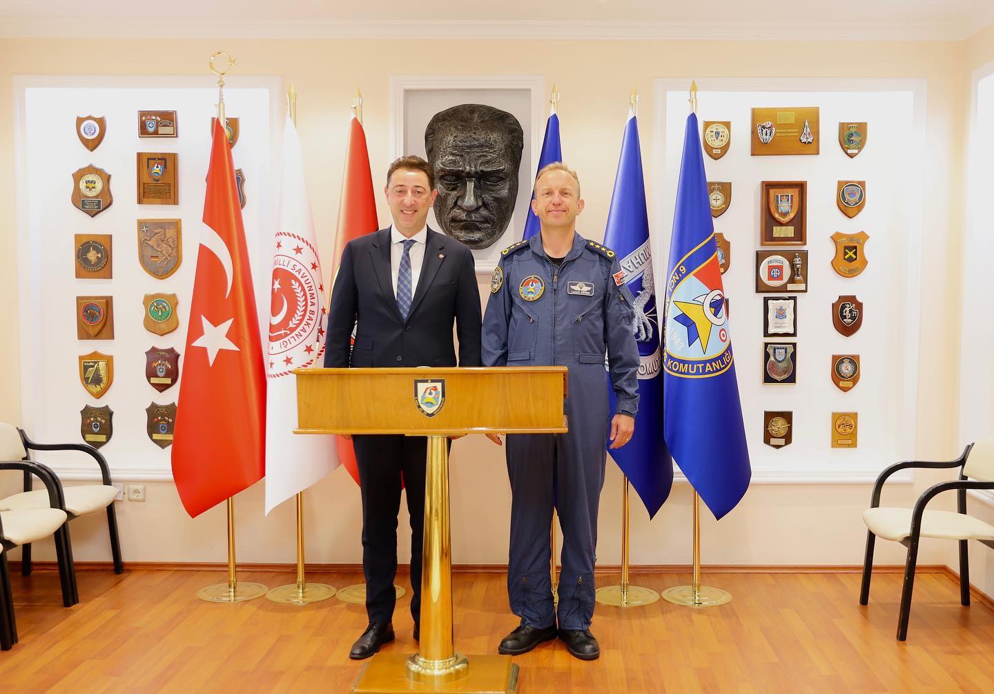 Bandırma Belediye Başkanı Av. Tolga Tosun, 6’ncı Anajet Üssü’ne yeni