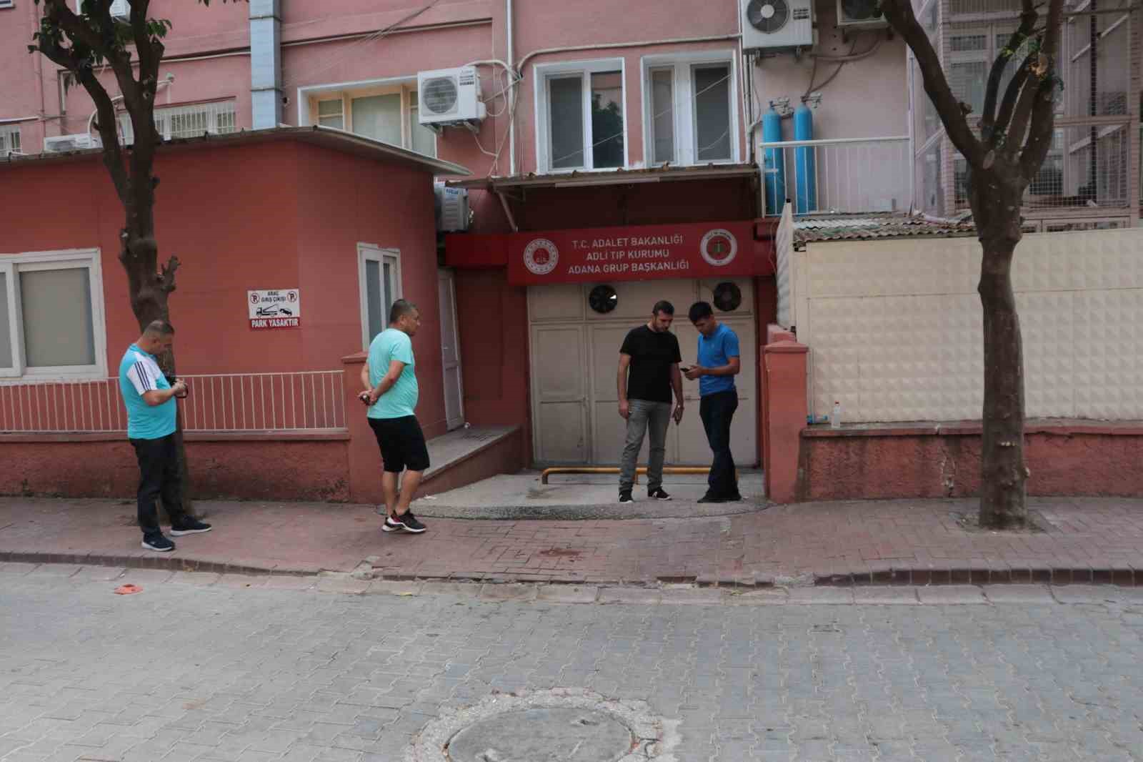 OLAY, SABAH SAATLERİNDE MERKEZ YÜREĞİR İLÇESİ SELAHATTİN EYYUBİ MAHALLESİ'NDE BİR