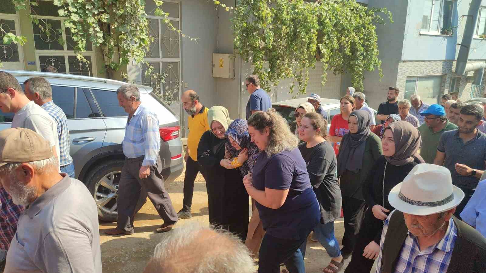 YAKLAŞIK 3 AY ÖNCE OKULLAR TATİLE GİRDİKTEN SONRA LÖSEMİ TEŞHİSİ