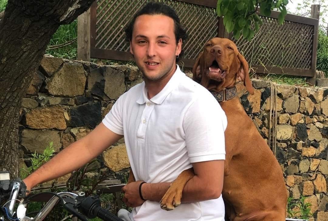 ÇANAKKALE'NİN AYVACIK İLÇESİNE BAĞLI AHMETÇE KÖYÜNDE 2 KİŞİ ARASINDA KISKANÇLIK